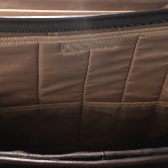 Wilsons Brown Leather Briefcase - Picture 9 of 17